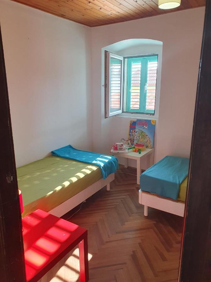 Family House "Pansion Kvarner" Punat Exterior foto